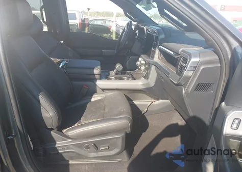 2025 Ford F-150 Lariat из США, поврежденный, VIN 1FTFW5L80SFB83262